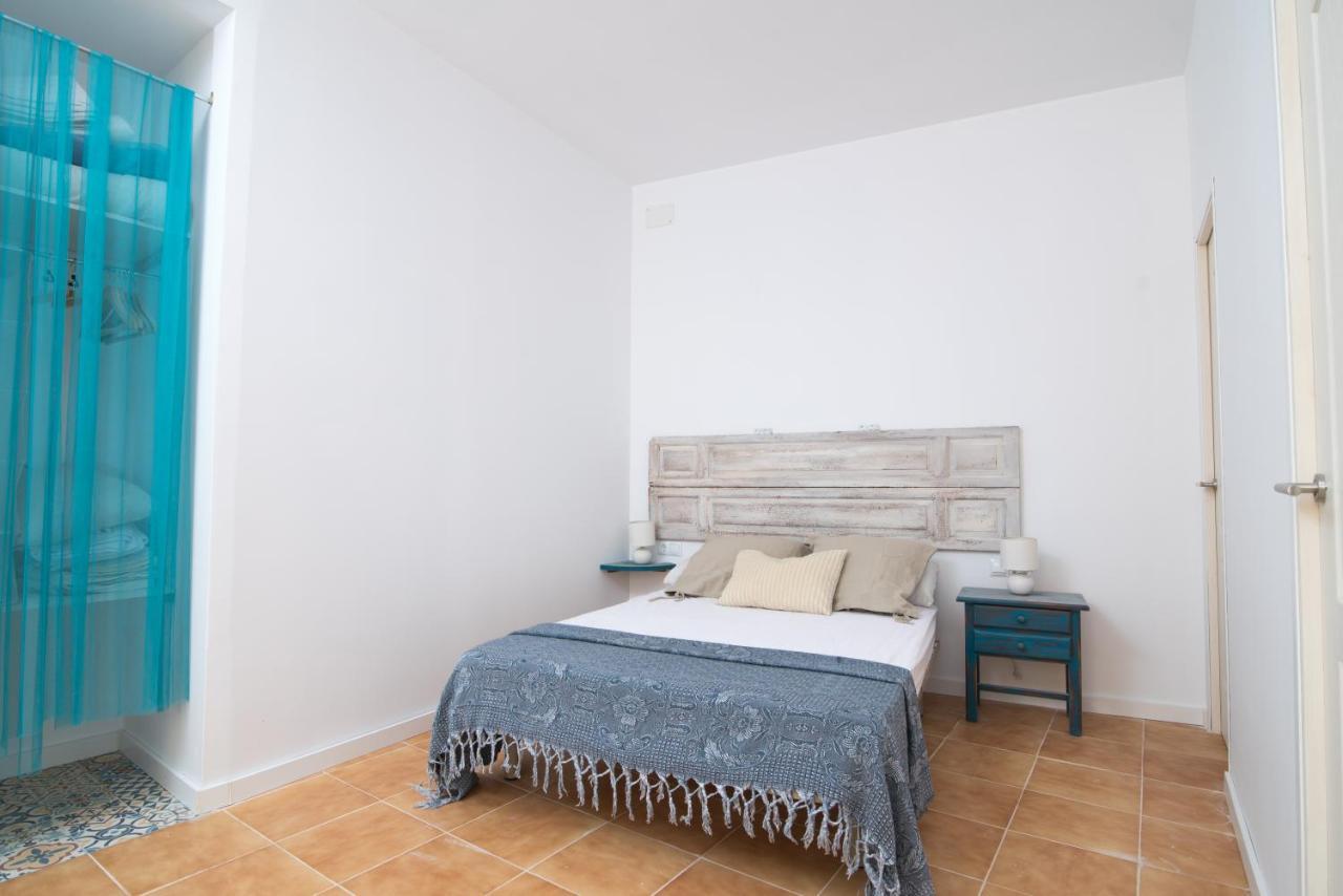 Julie Apartaments 3 Alicante Exteriör bild