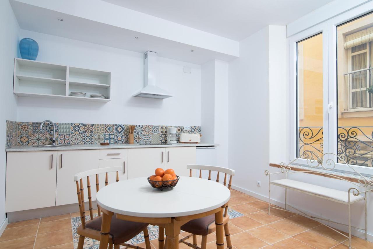 Julie Apartaments 3 Alicante Exteriör bild